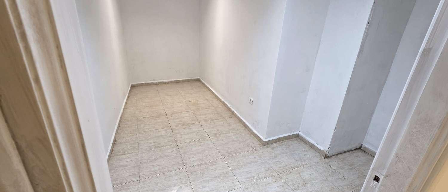 Flat for Sale in Pizarra
