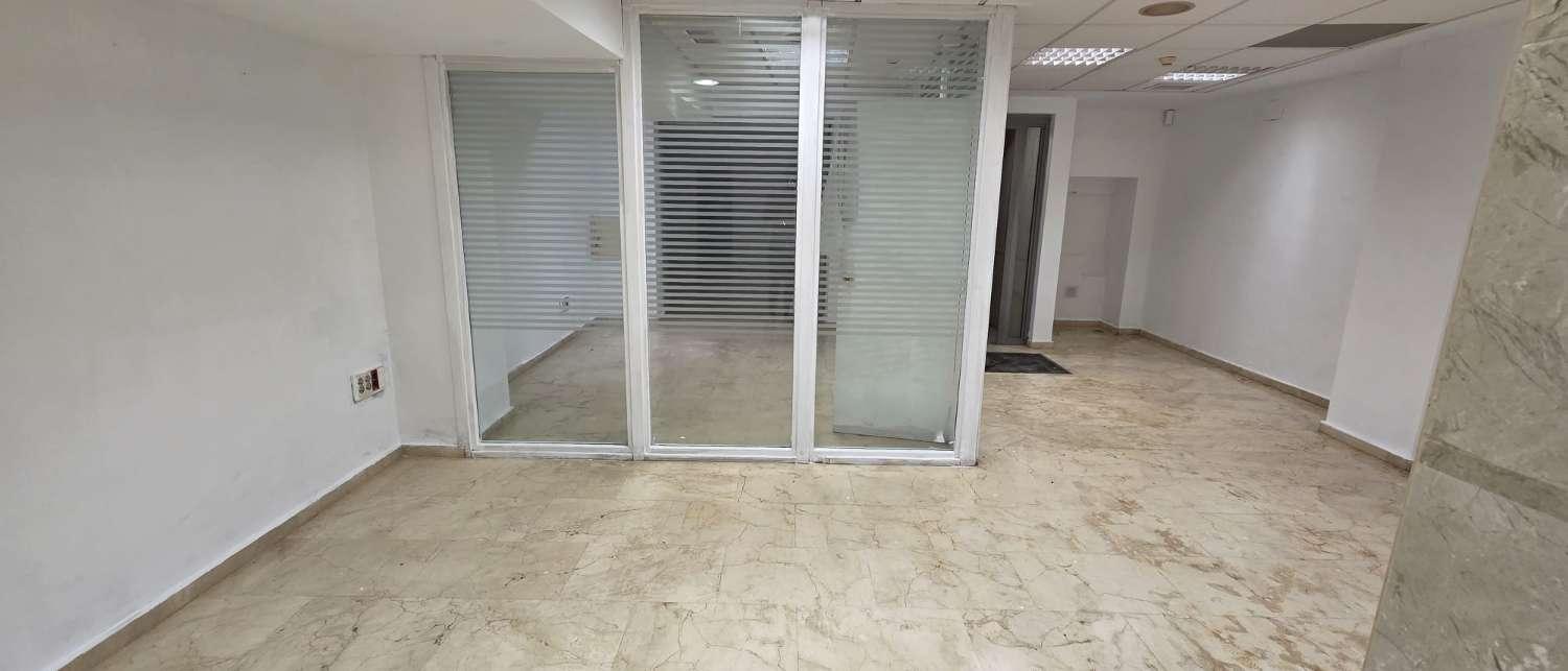 Flat for Sale in Pizarra