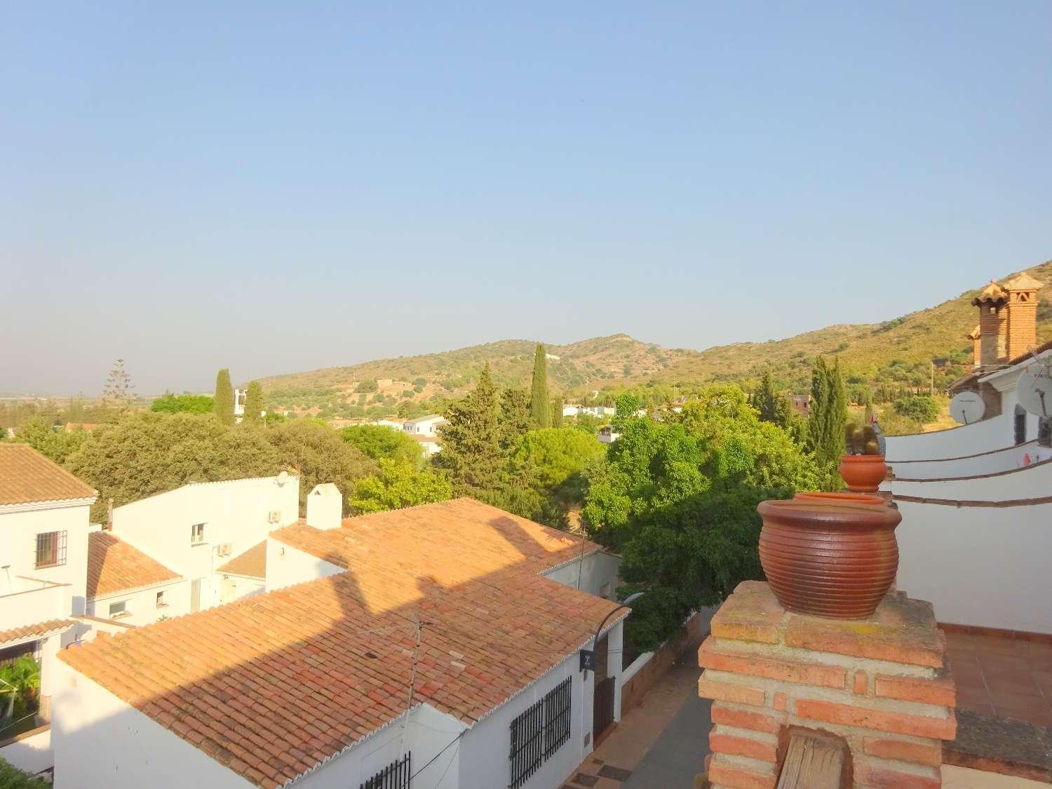 Semi-detached House for Sale in Alhaurín de la Torre