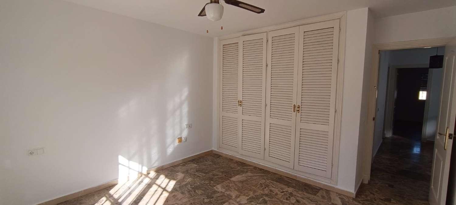 Semi-detached House for Rent in Alhaurín de la Torre