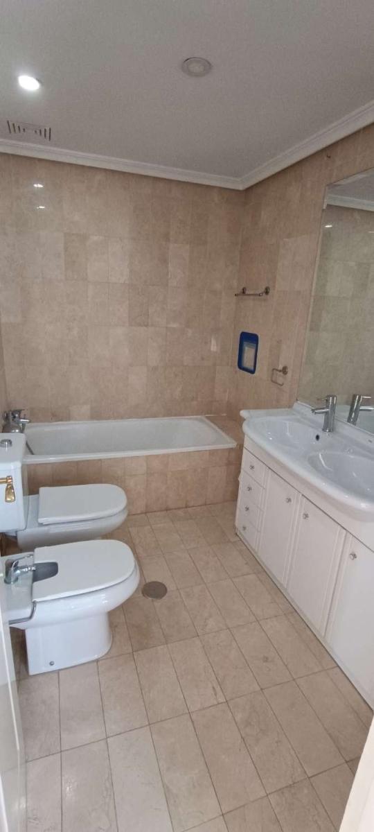 Semi-detached House for Rent in Alhaurín de la Torre