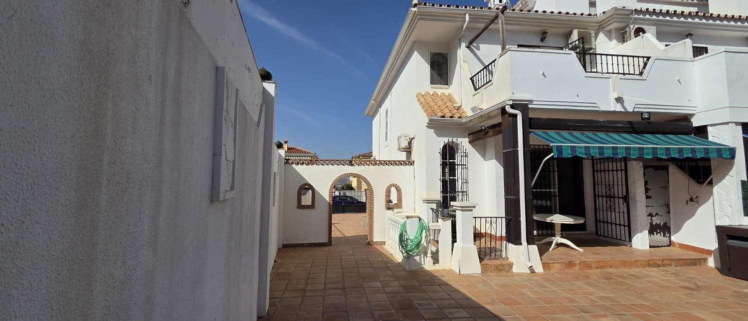 Semi-detached House for Sale in Alhaurín de la Torre