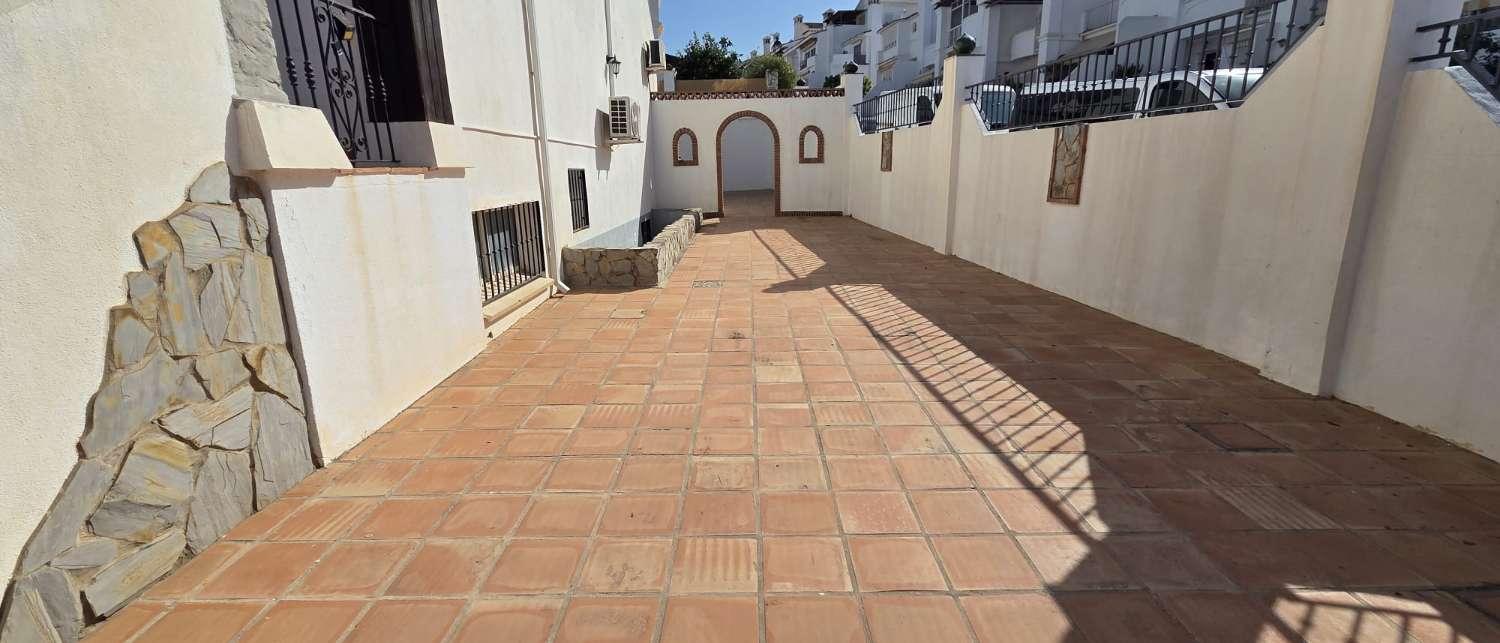 Semi-detached House for Sale in Alhaurín de la Torre