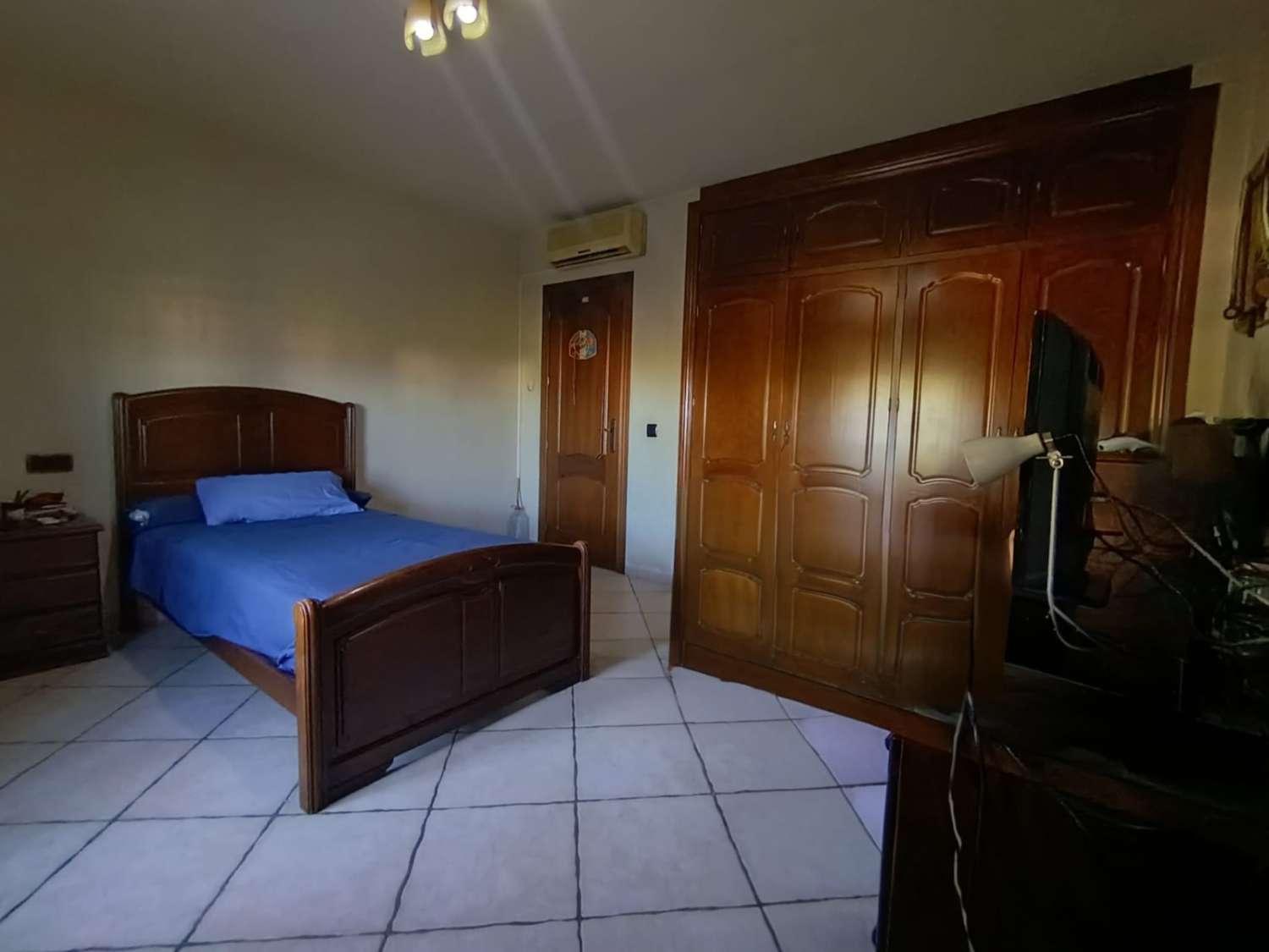 Villa for Sale in Alhaurín de la Torre