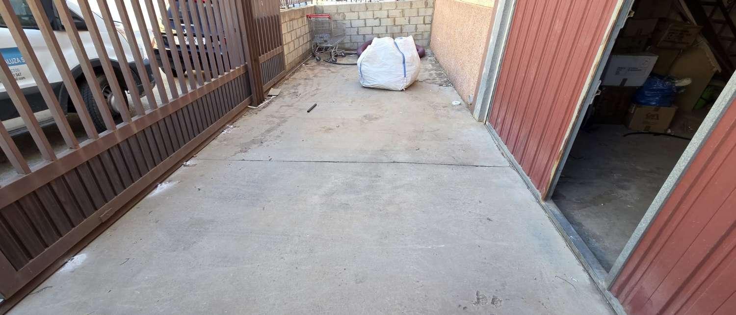 Industrial Unit for Rent in Alhaurín de la Torre
