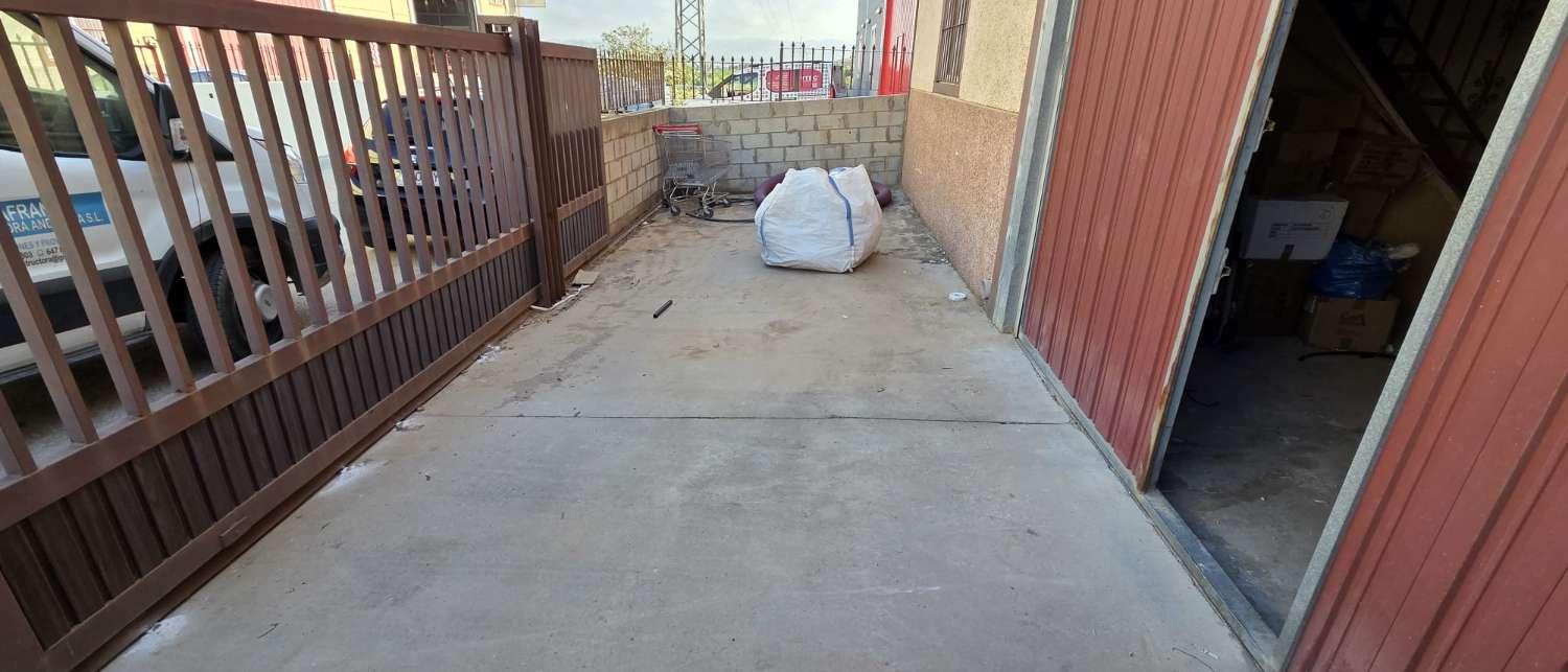 Industrial Unit for Rent in Alhaurín de la Torre