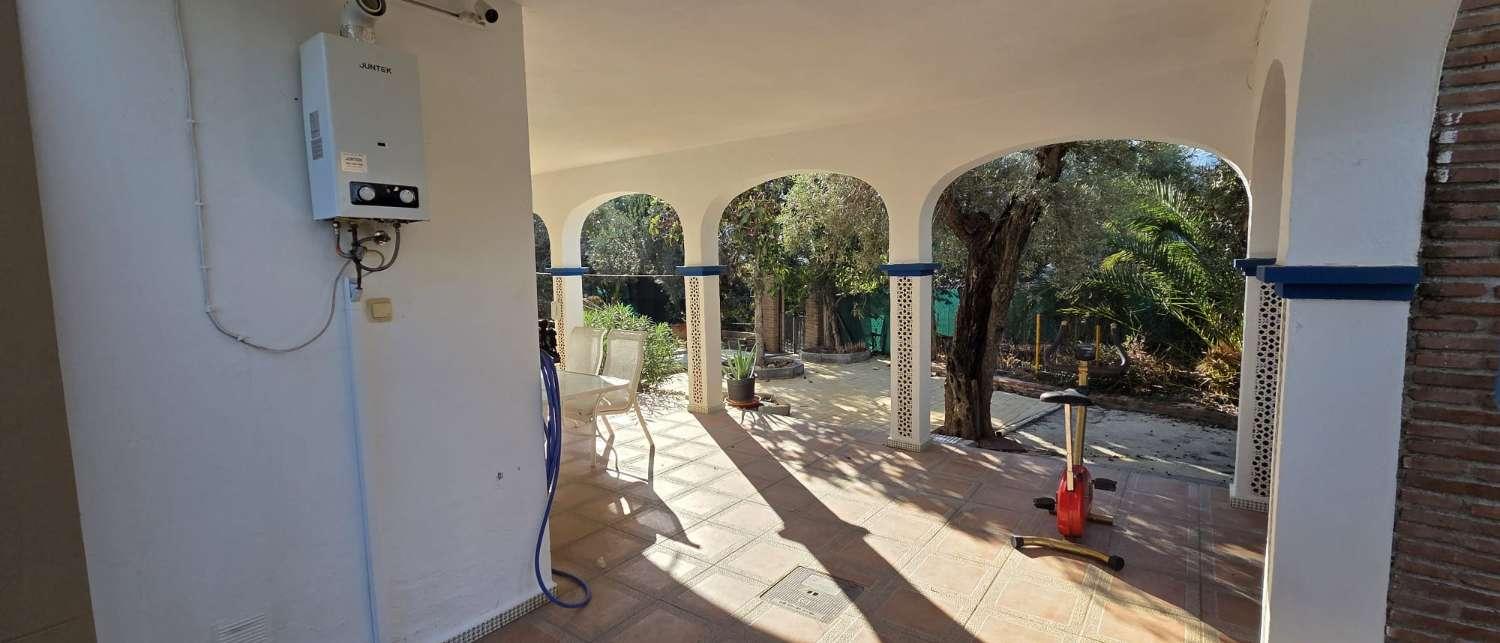Villa en Alquiler en Alhaurín de la Torre