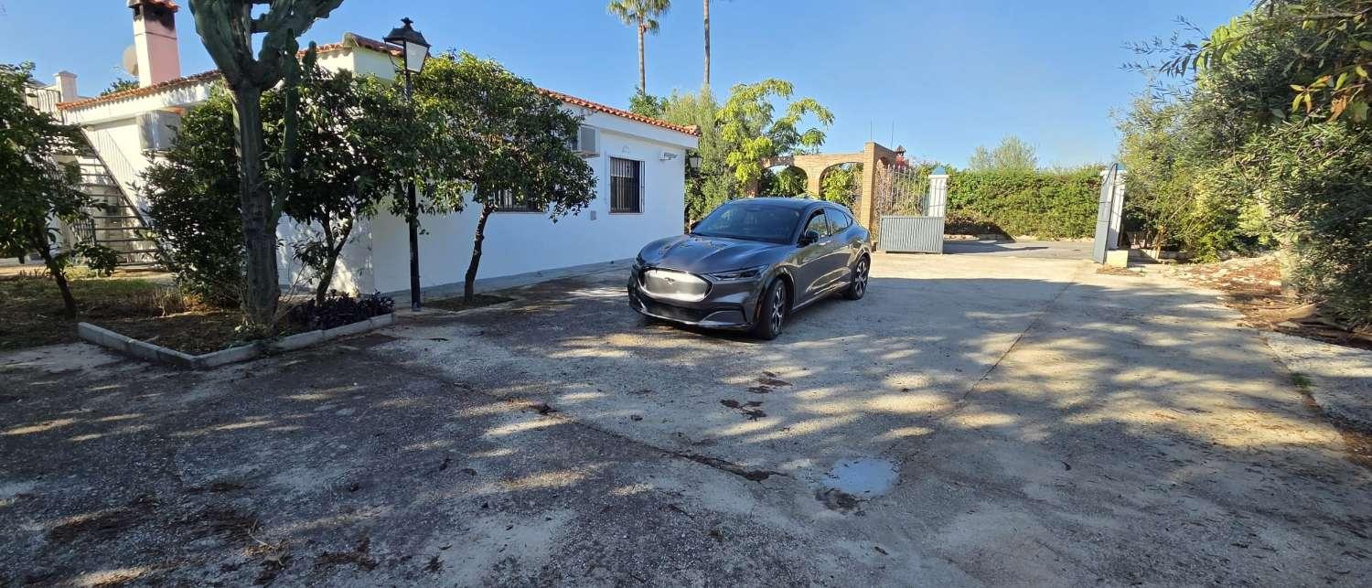 Villa en Alquiler en Alhaurín de la Torre