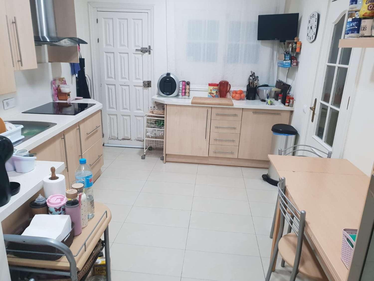 Villa for Sale in Alhaurín de la Torre