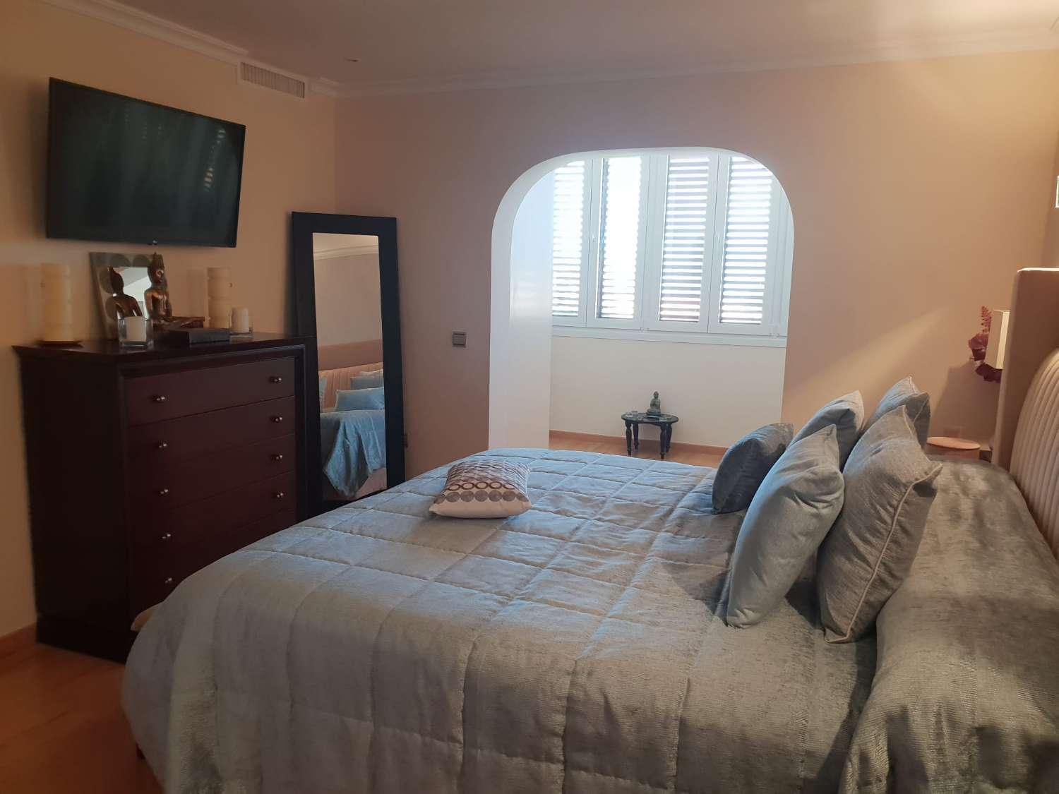 Villa for Sale in Alhaurín de la Torre