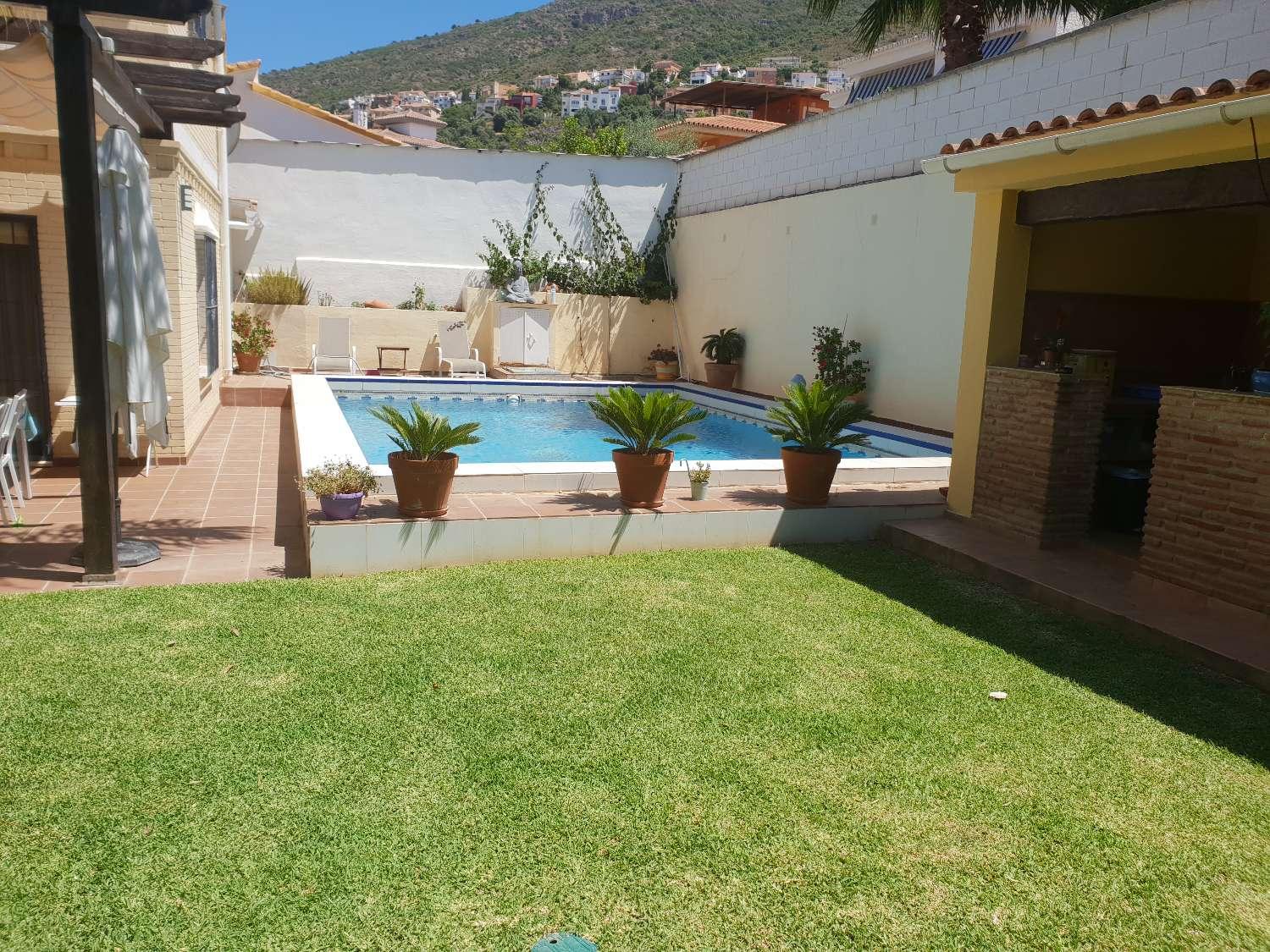 Villa for Sale in Alhaurín de la Torre