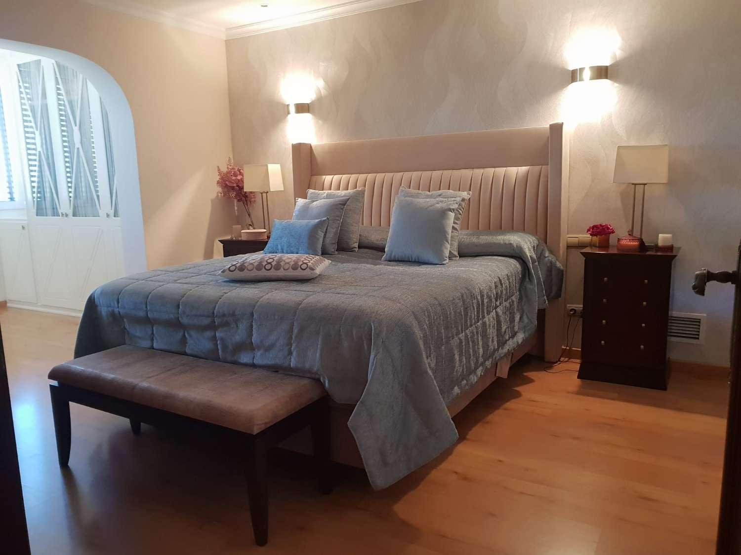 Villa for Sale in Alhaurín de la Torre