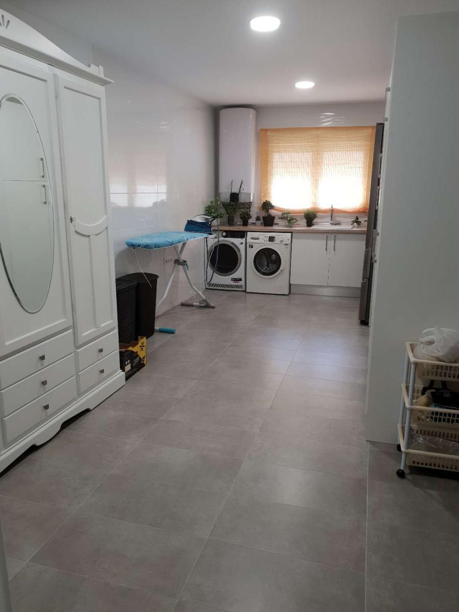 Villa for Sale in Alhaurín de la Torre