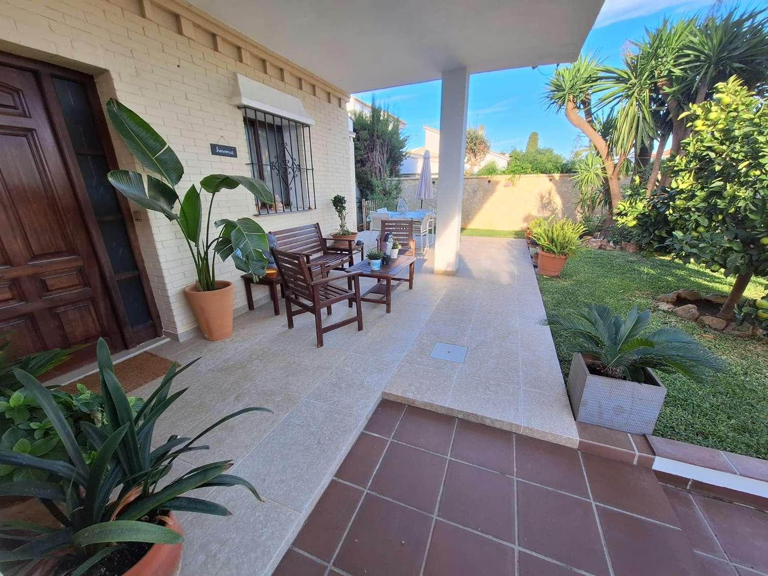 Villa for Sale in Alhaurín de la Torre