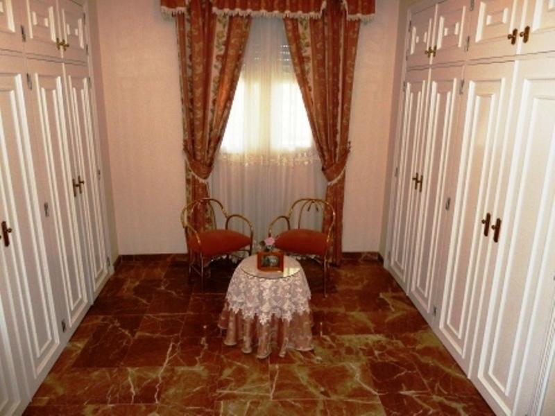 Villa for Sale in Alhaurín de la Torre