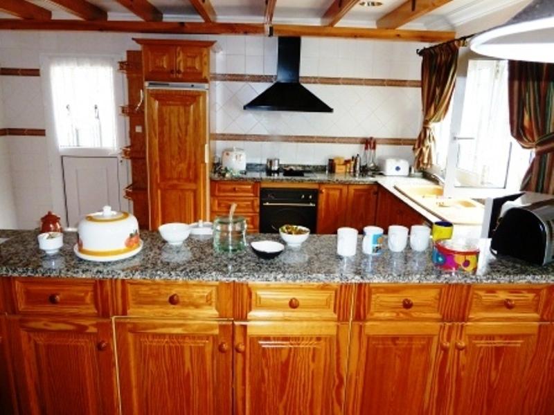 Villa for Sale in Alhaurín de la Torre