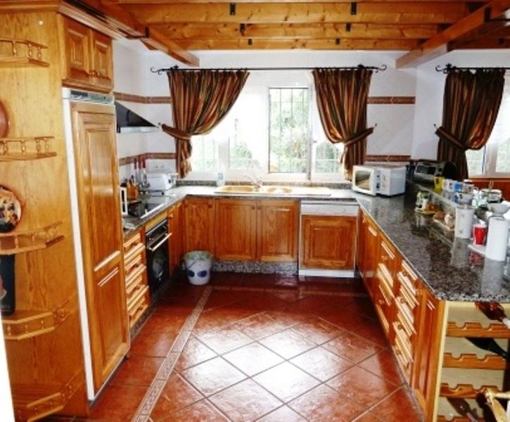 Villa for Sale in Alhaurín de la Torre