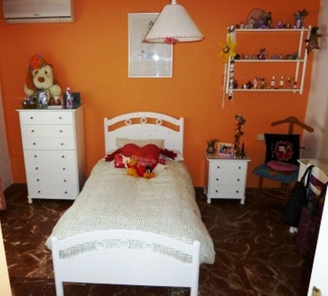 Villa for Sale in Alhaurín de la Torre