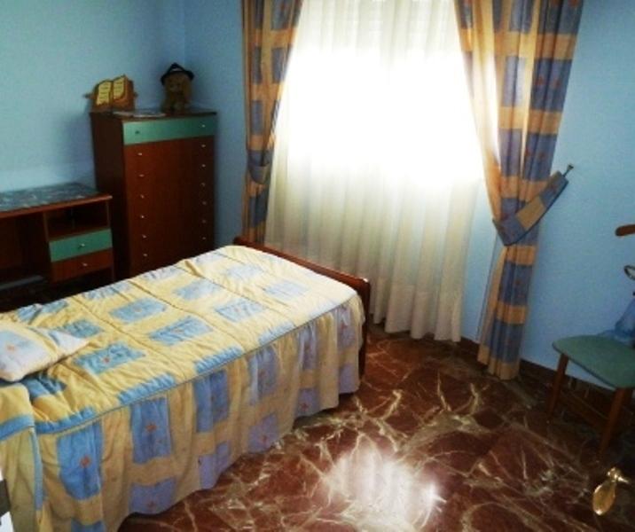 Villa for Sale in Alhaurín de la Torre