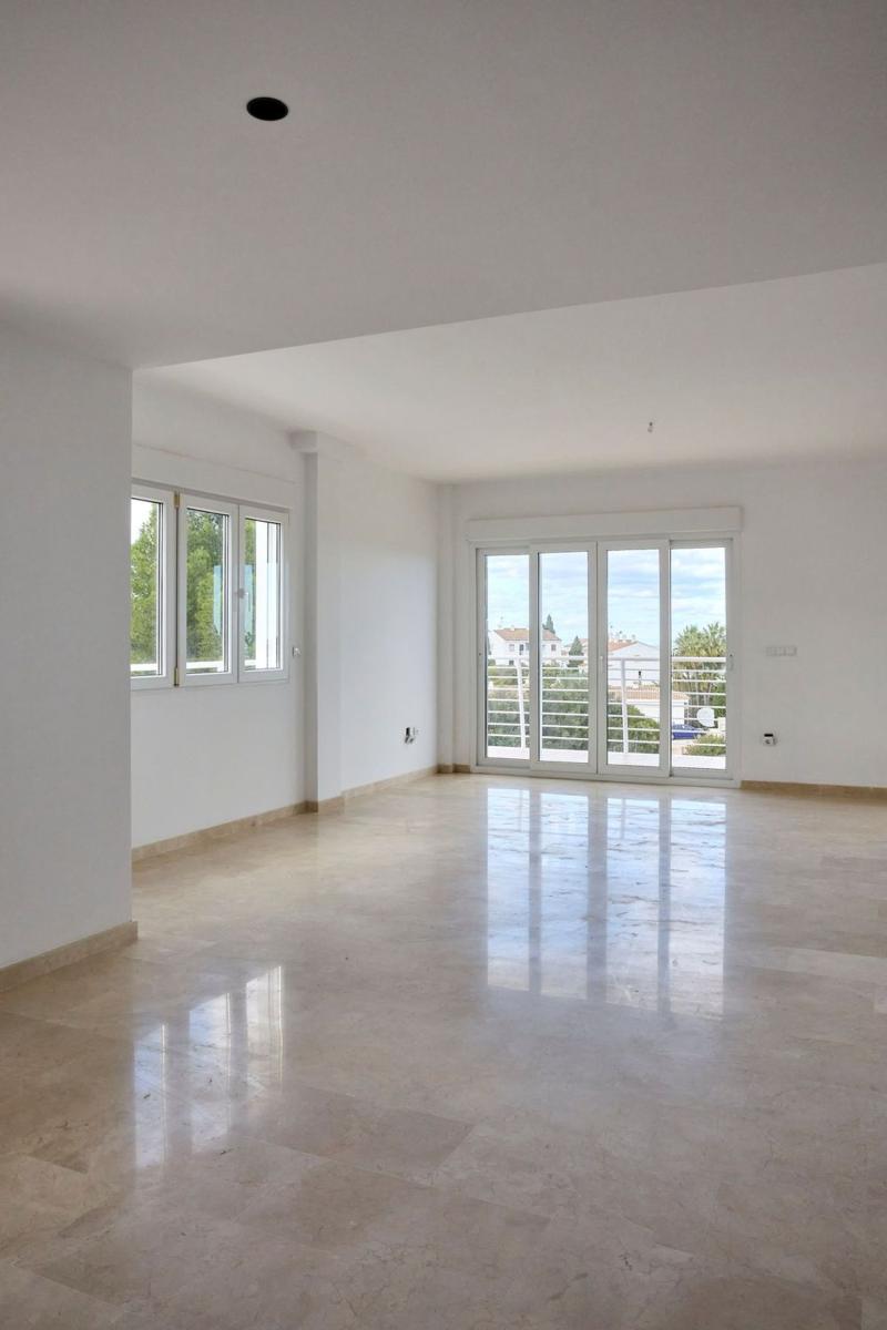 Studio for Sale in Pego