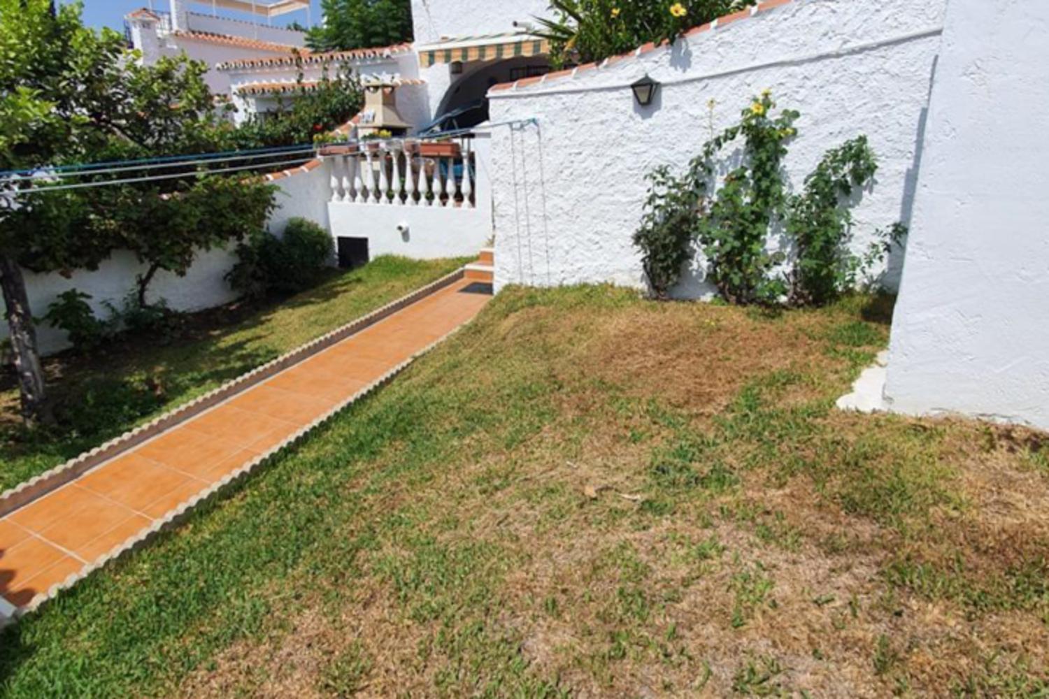 Adosado en Venta en Nerja