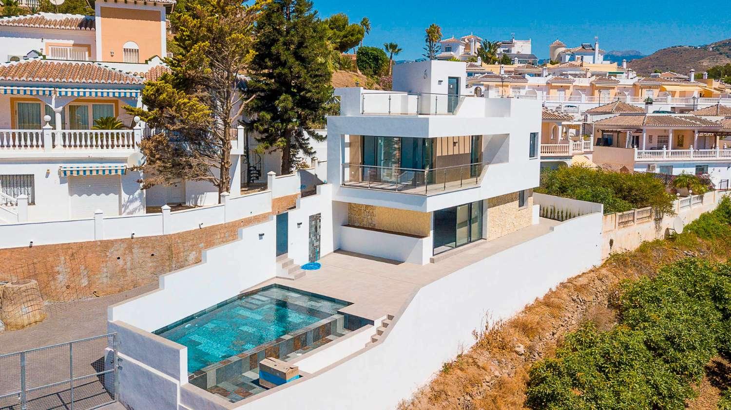 Villa for Sale in Torrox