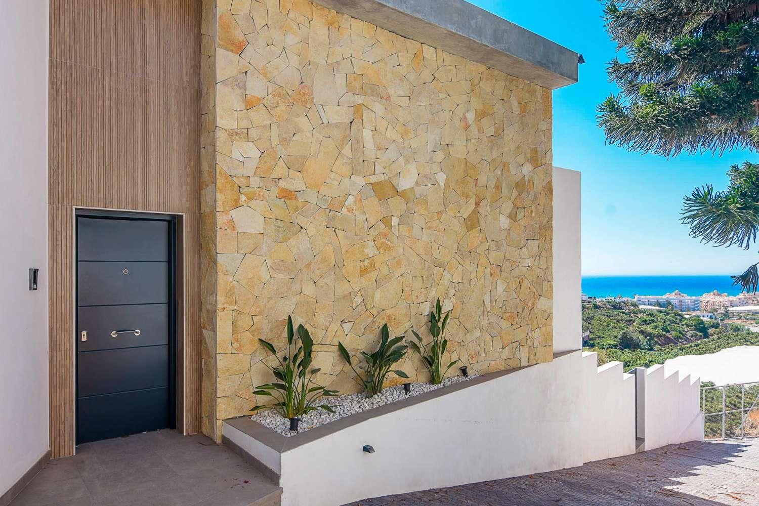 Villa for Sale in Torrox