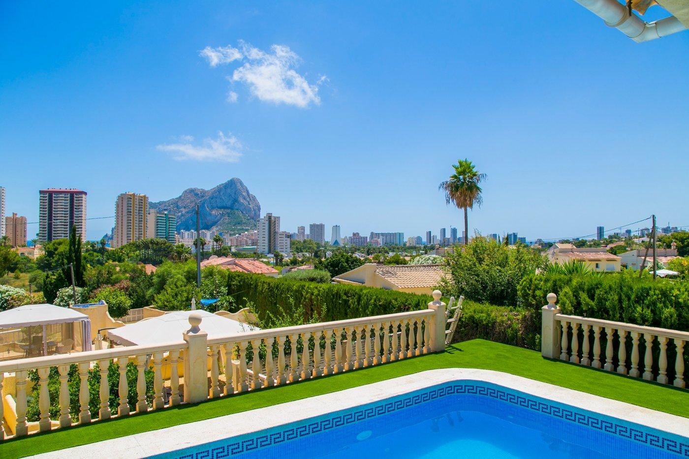 Chalet for Sale in Calpe