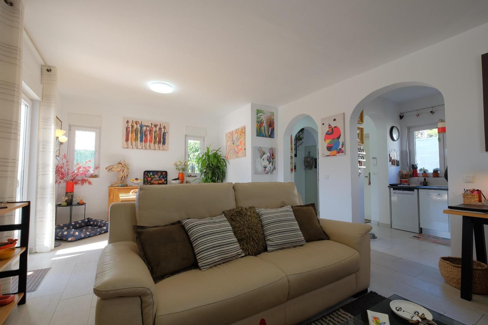 Chalet for Sale in Alcalalí
