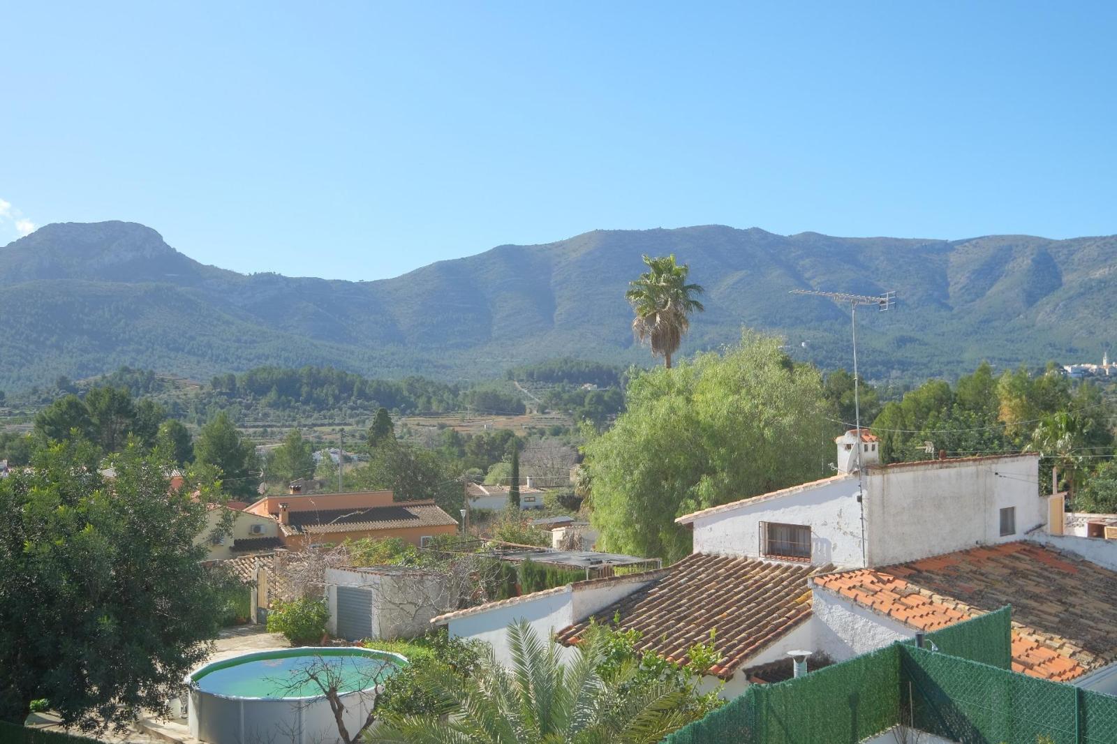 Chalet for Sale in Alcalalí