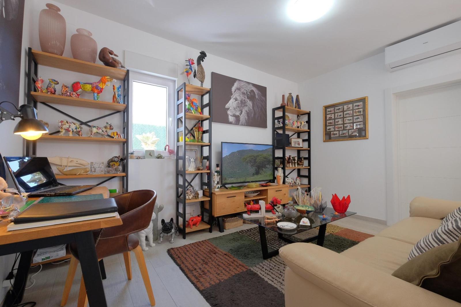 Chalet for Sale in Alcalalí
