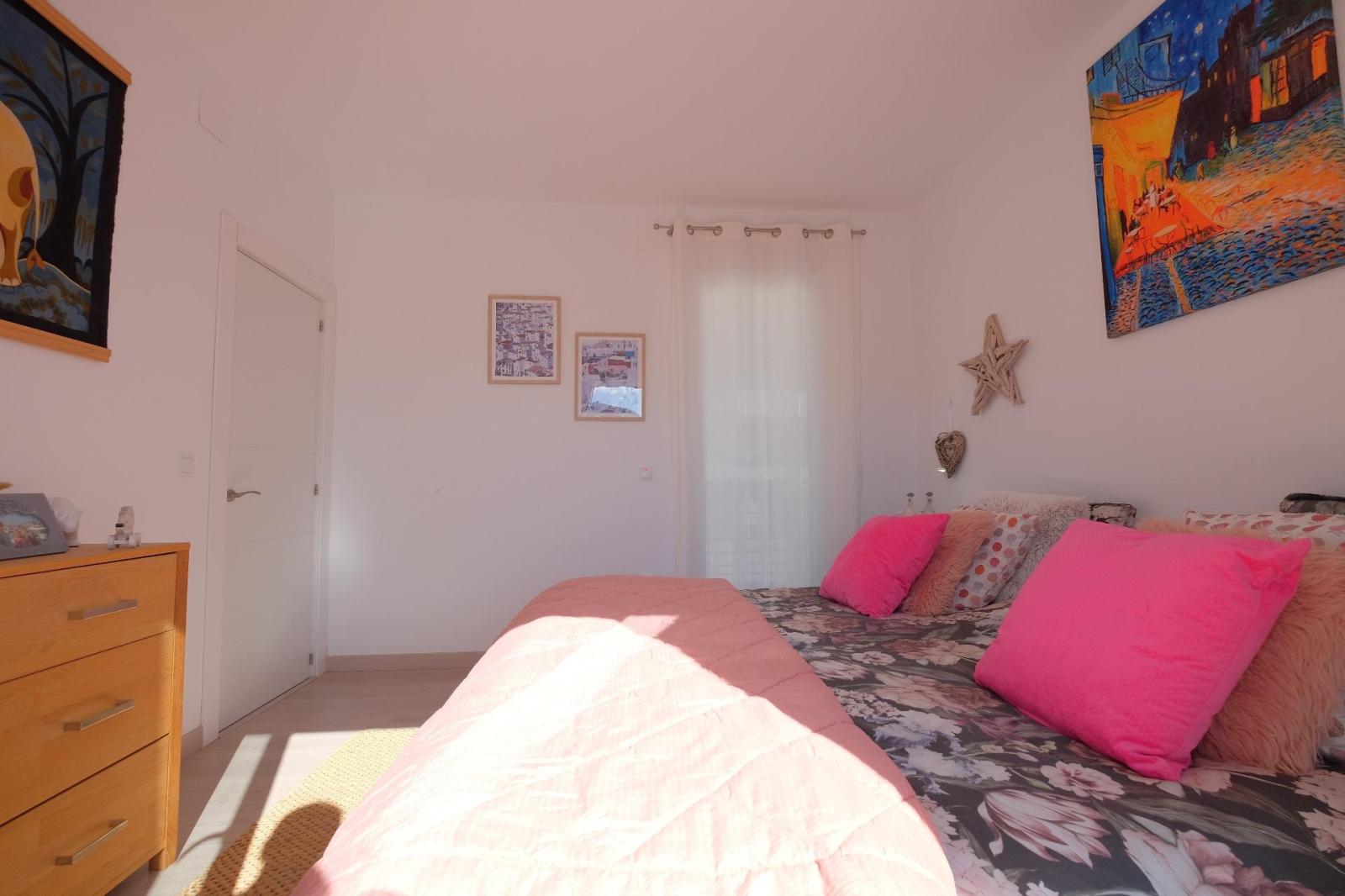 Chalet for Sale in Alcalalí