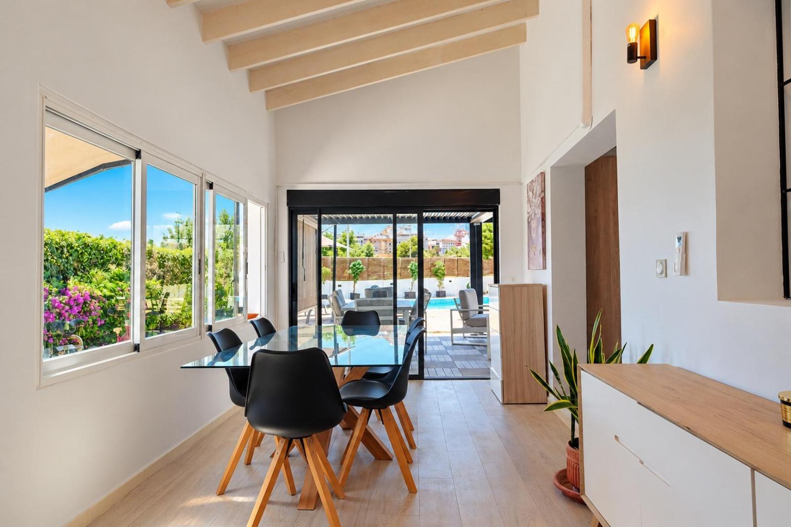 Chalet for Sale in Calpe