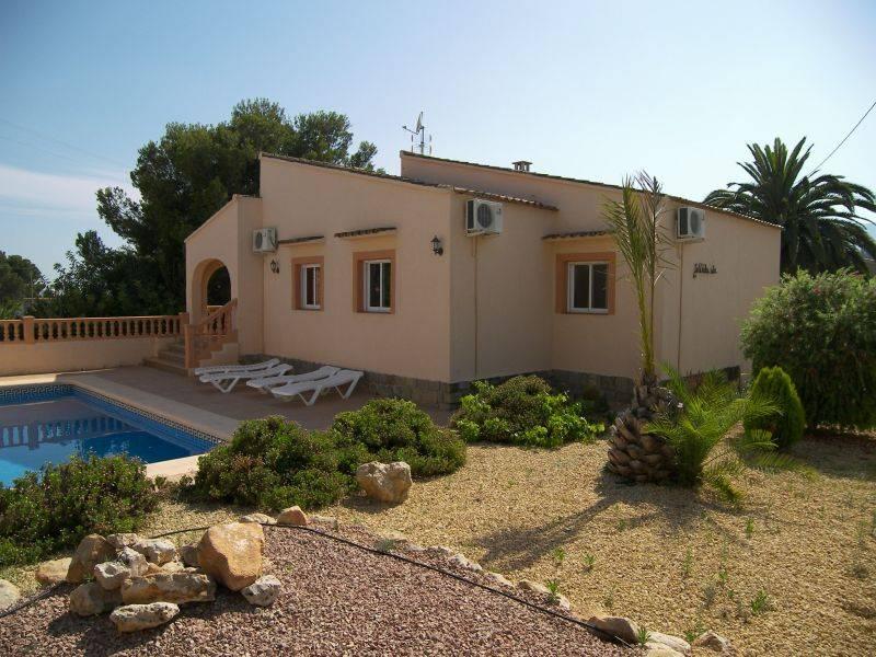 Chalet for Sale in Calpe