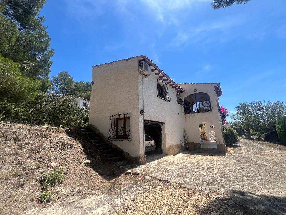 Chalet for Sale in Calpe
