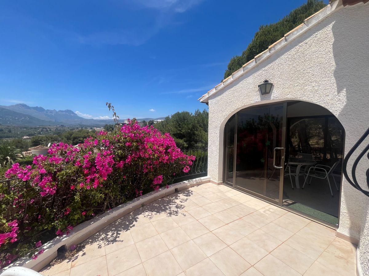 Chalet for Sale in Calpe