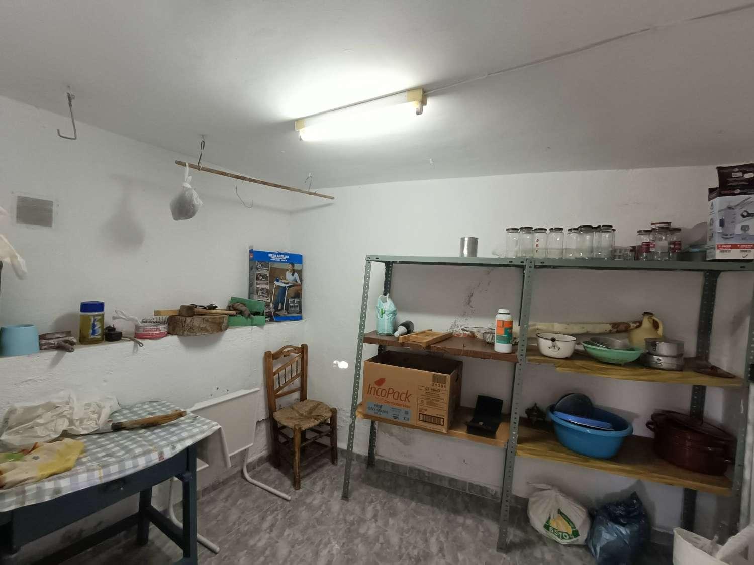 Casa en Venta en Íllora