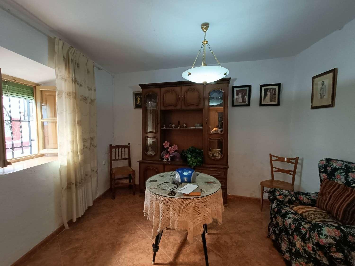 Casa en Venta en Íllora