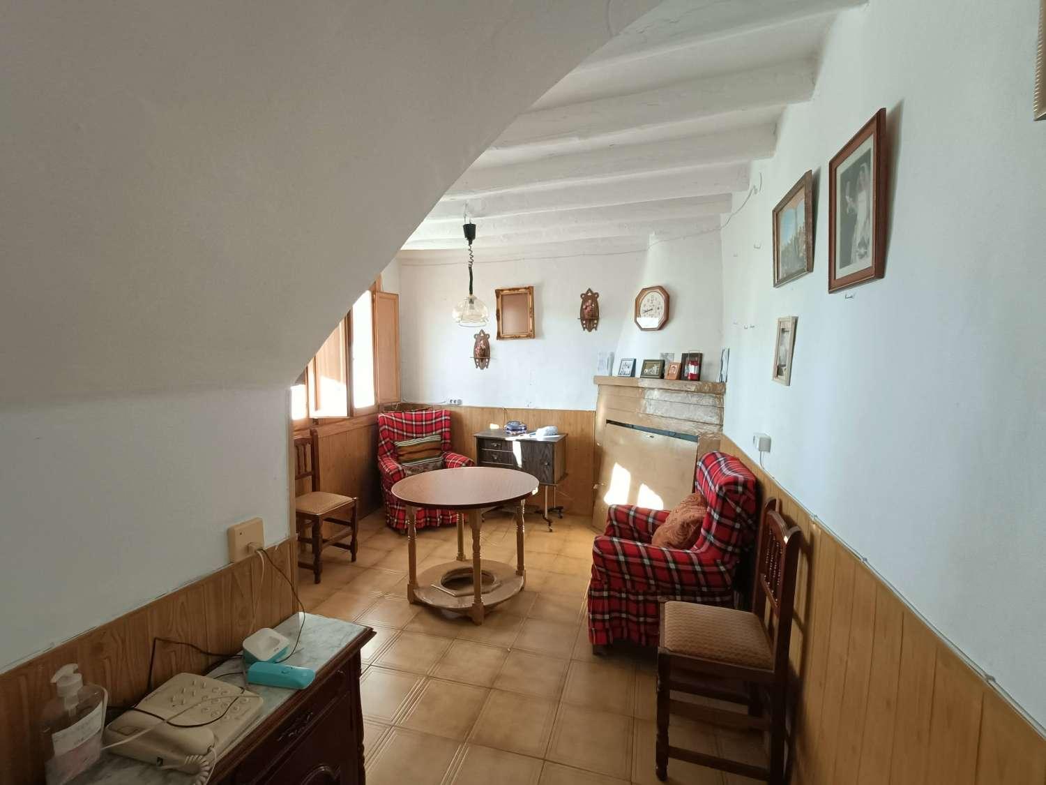 Casa en Venta en Íllora