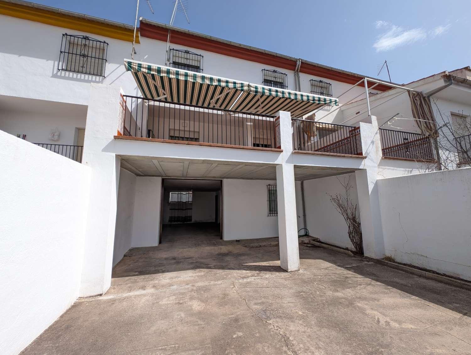 House for Sale in Íllora