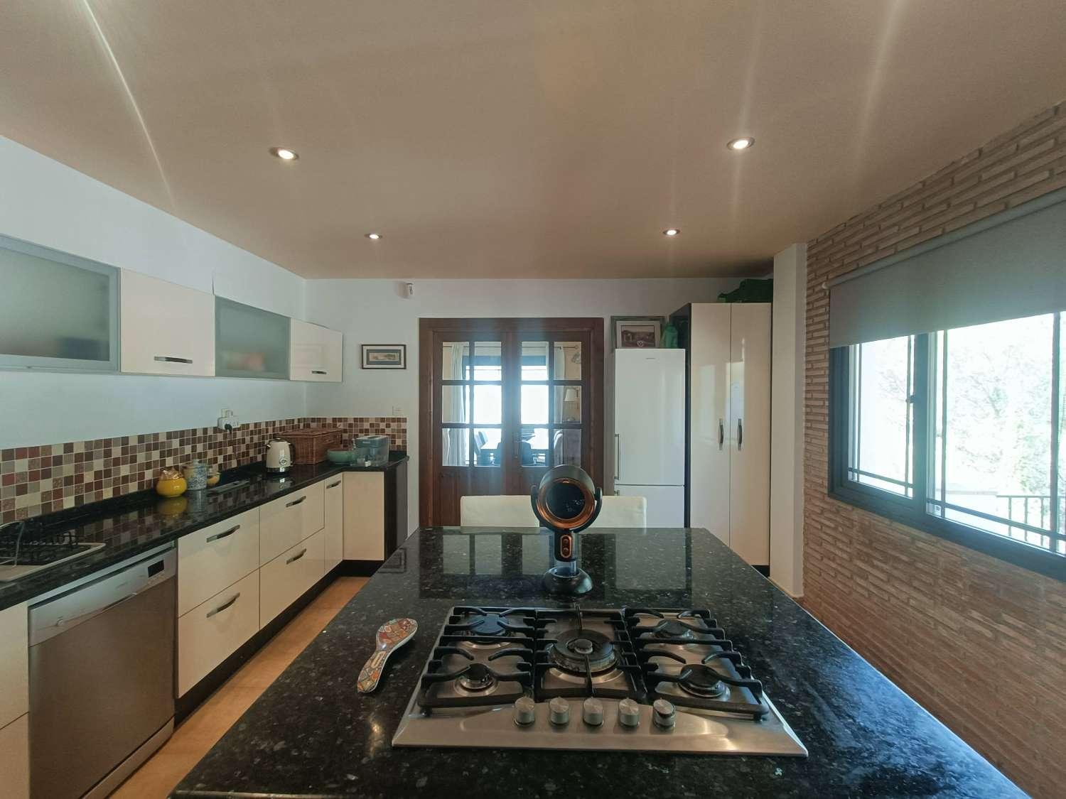 House for Sale in Montefrío