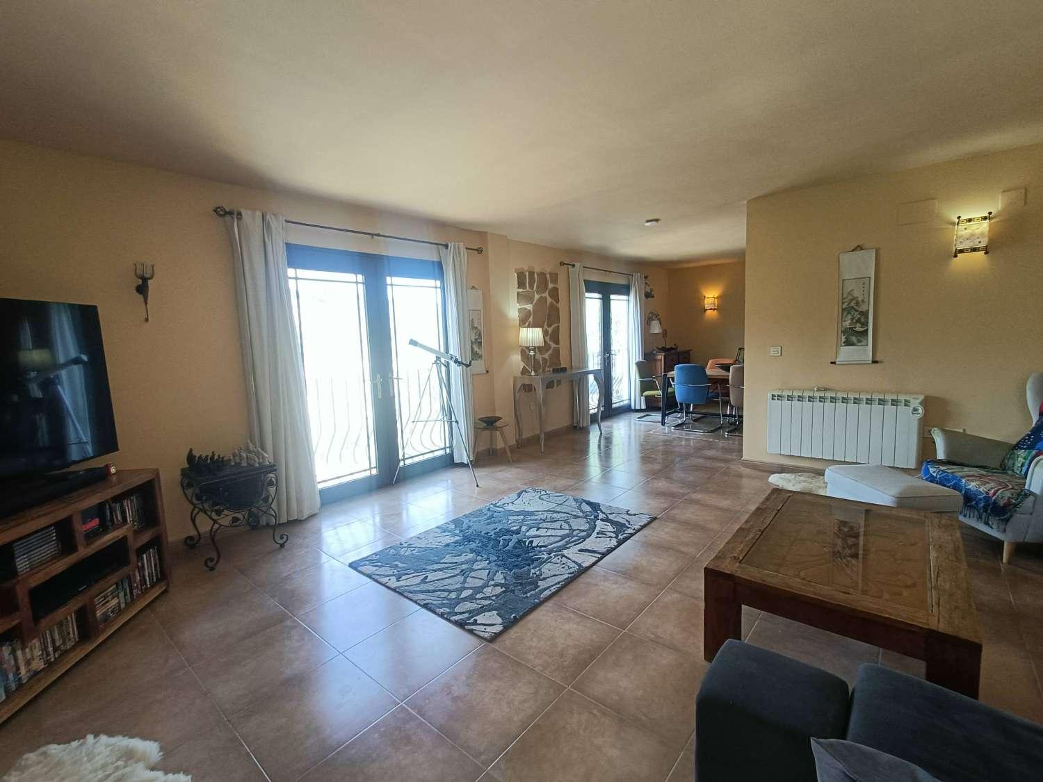 House for Sale in Montefrío