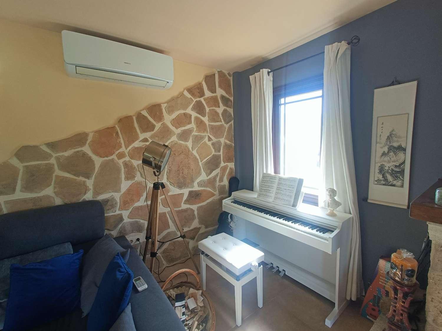 House for Sale in Montefrío