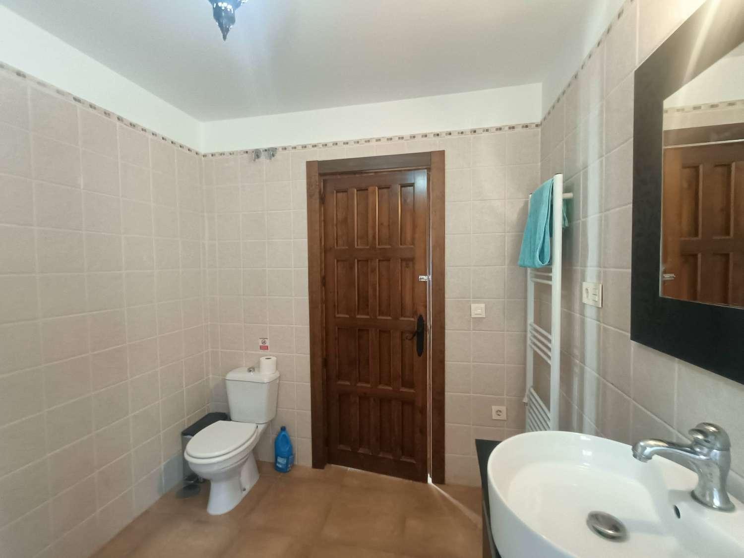 House for Sale in Montefrío