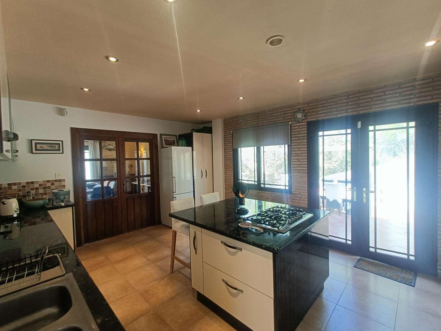 House for Sale in Montefrío