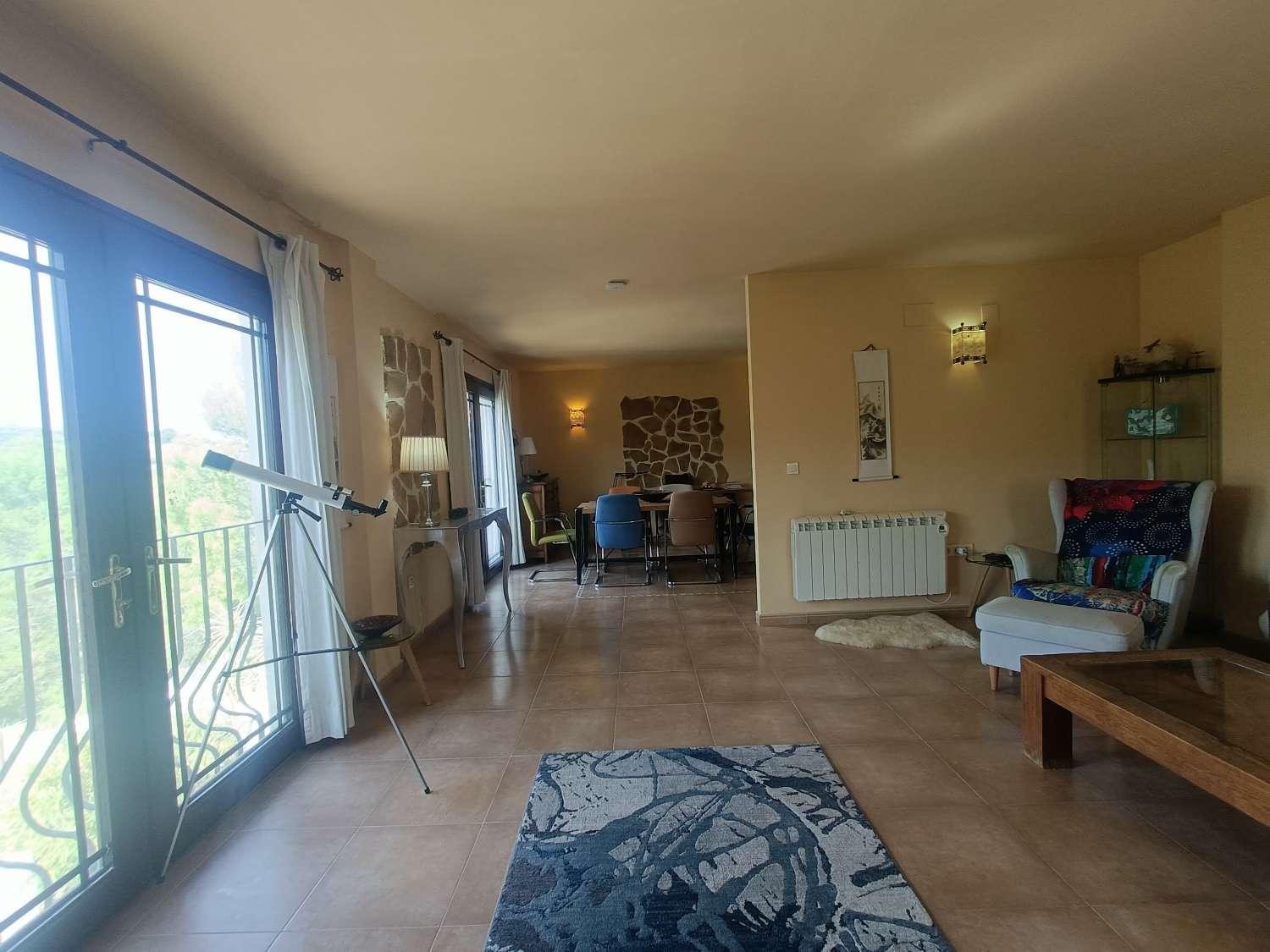 House for Sale in Montefrío