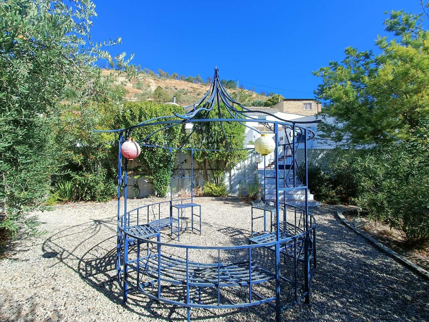 House for Sale in Algarinejo