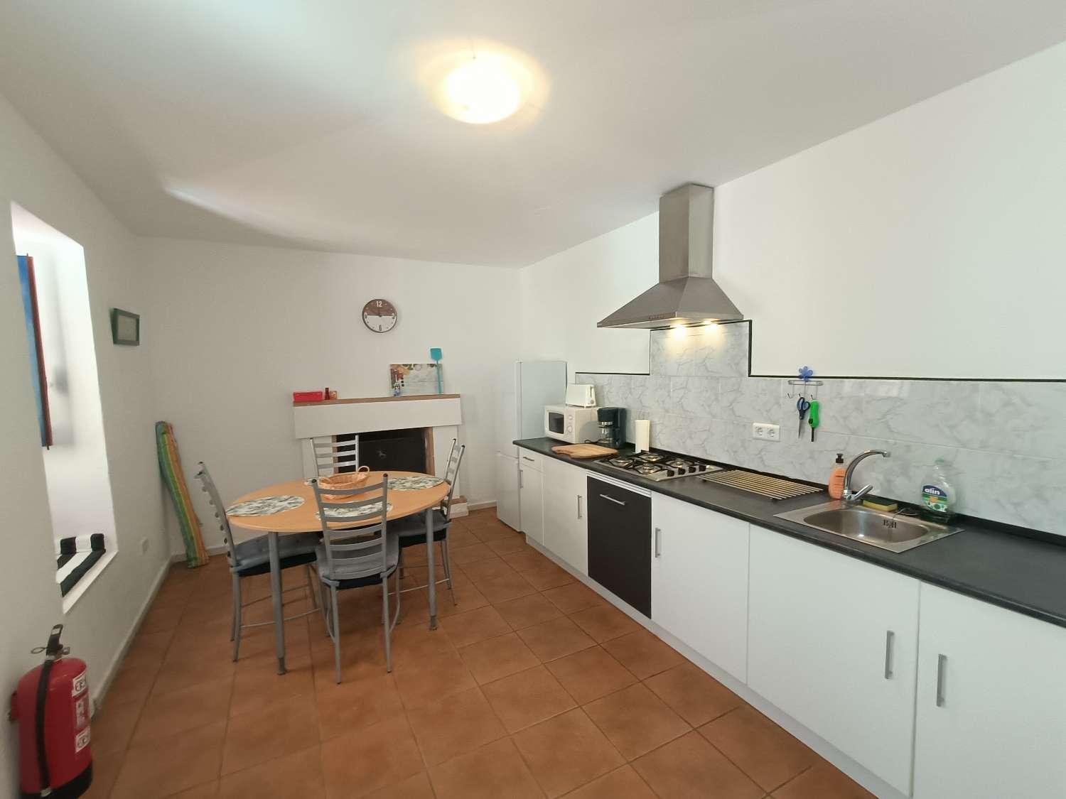 House for Sale in Algarinejo