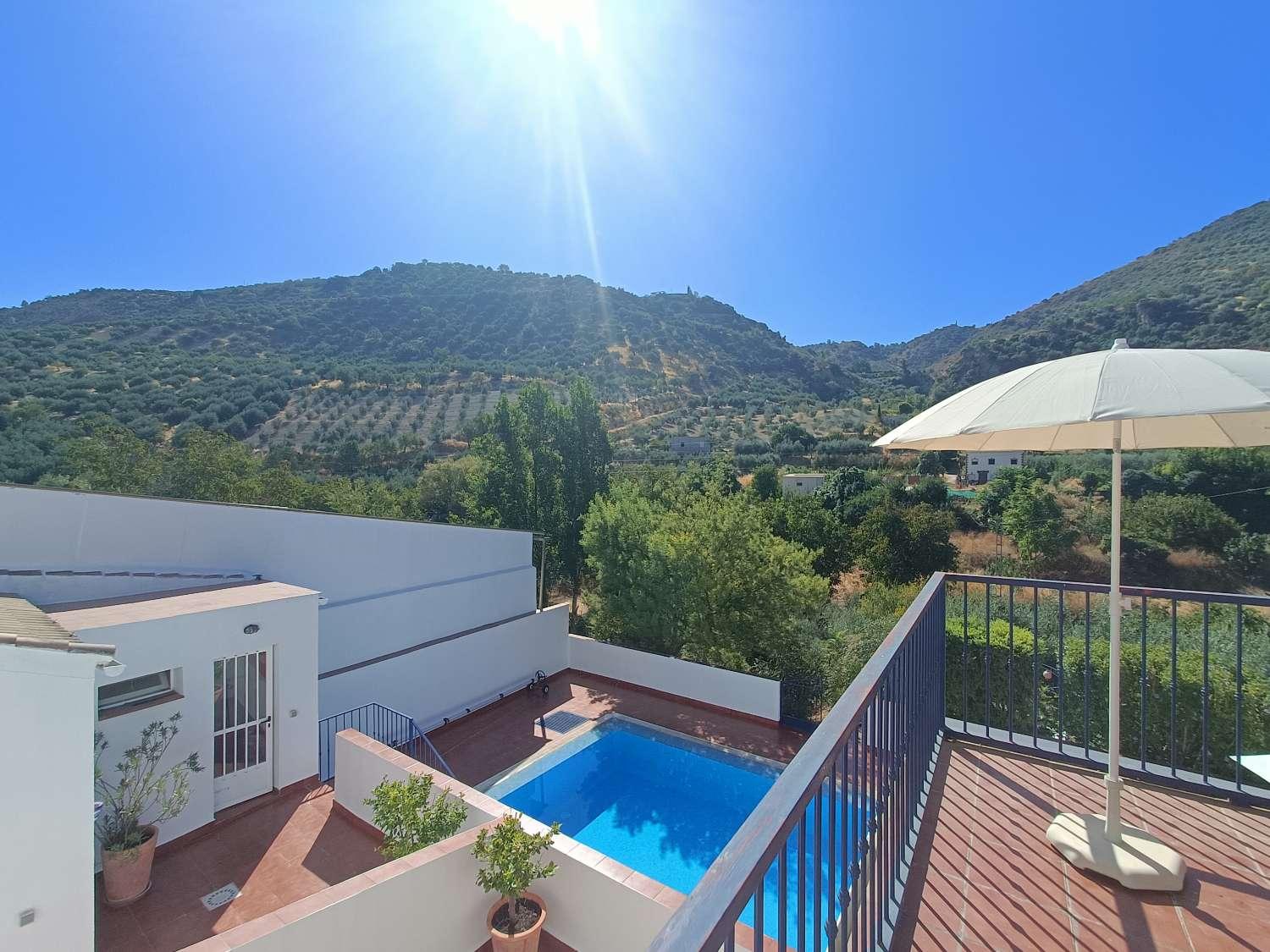 House for Sale in Algarinejo