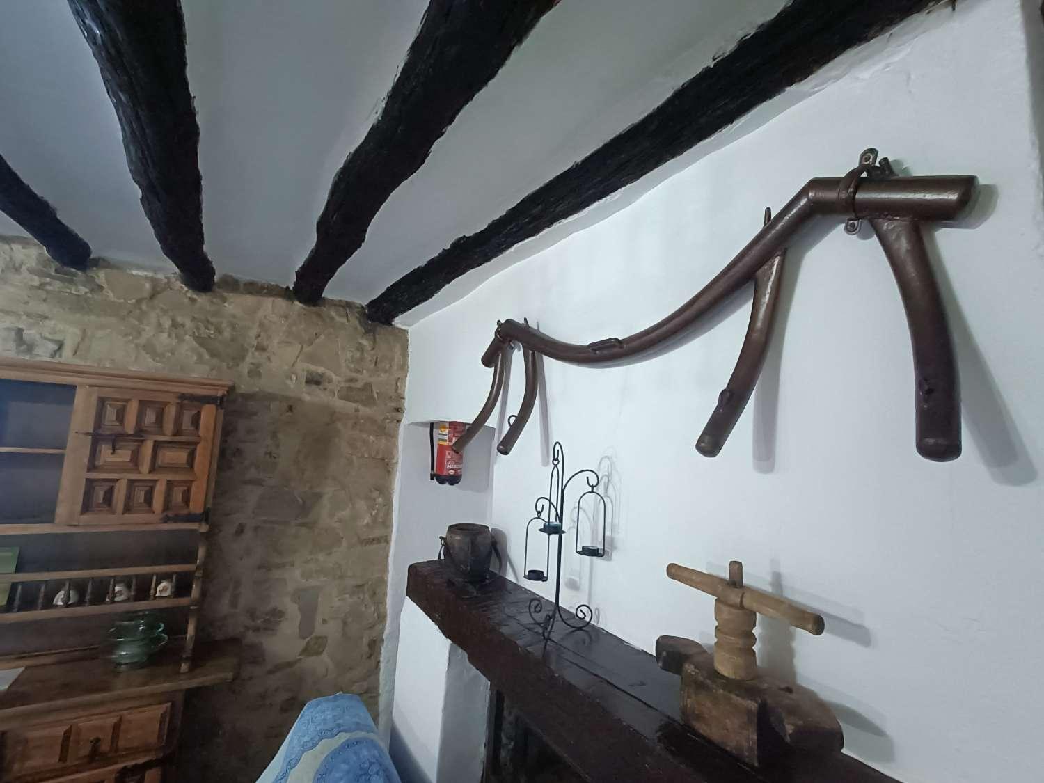 House for Sale in Montefrío